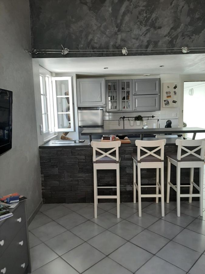 T2 Centre Ville Vue Faron 40M2 En Zone Pietonne 4Eme Etage Toulon Buitenkant foto